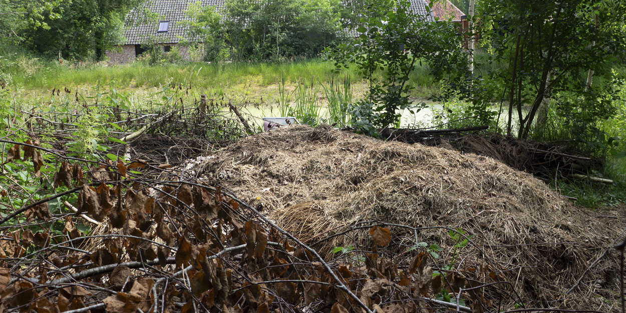 Broeihoop Natuurboerderij Lindehoeve Dalfsen